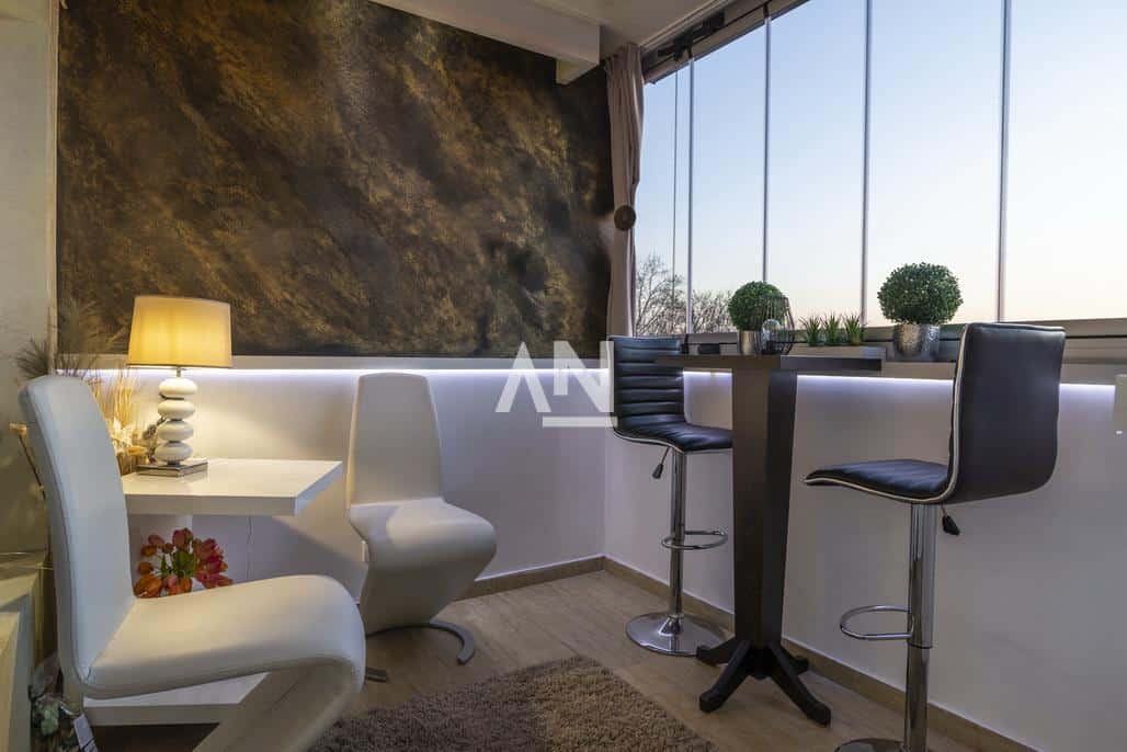 Vojvode Šupljikca. Atraktivan penthaus iz 2010-e. ID#13558 370.000 €