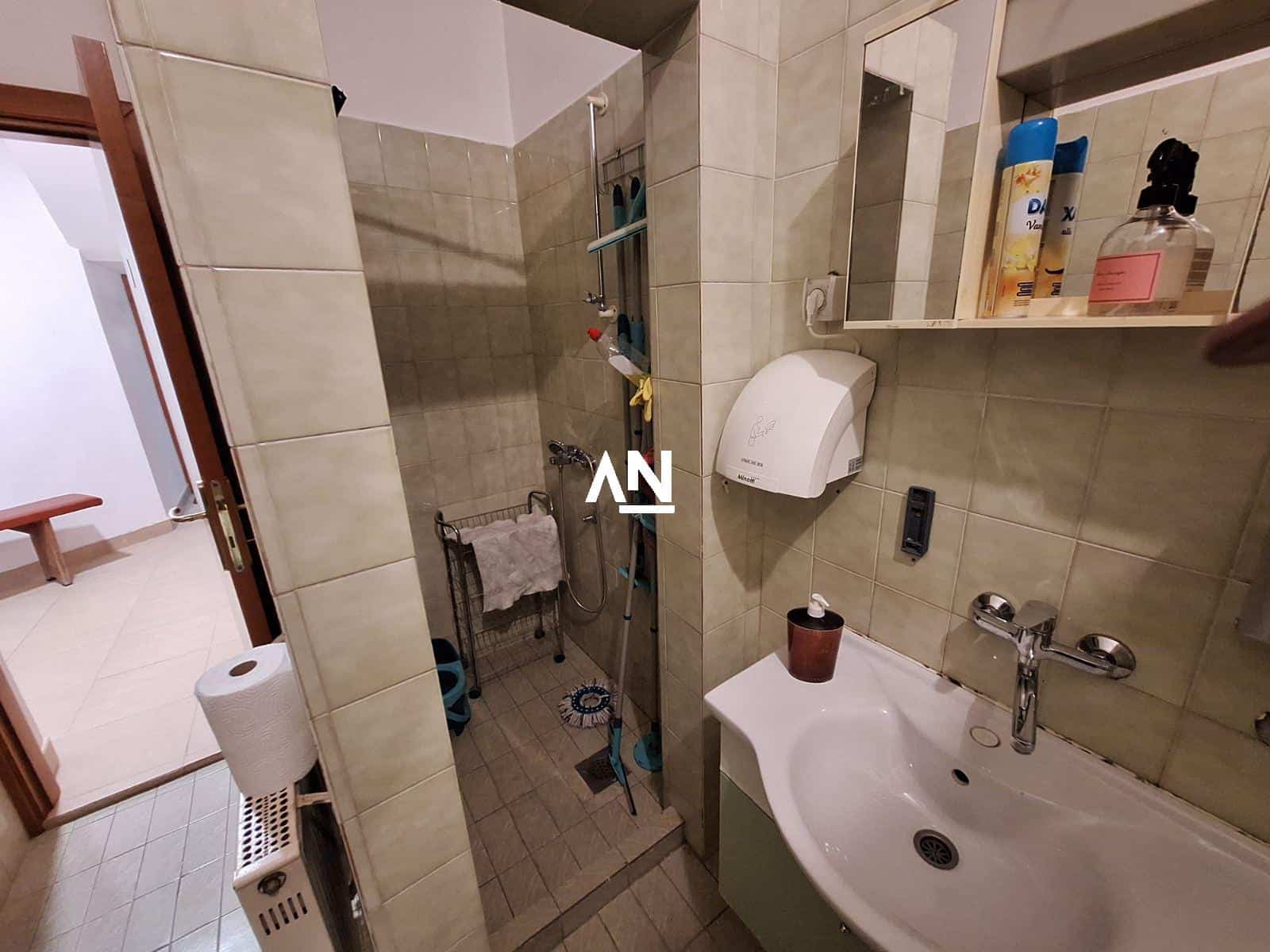 IMG-0667e7eebd06612ebc7be89216ee0703-V