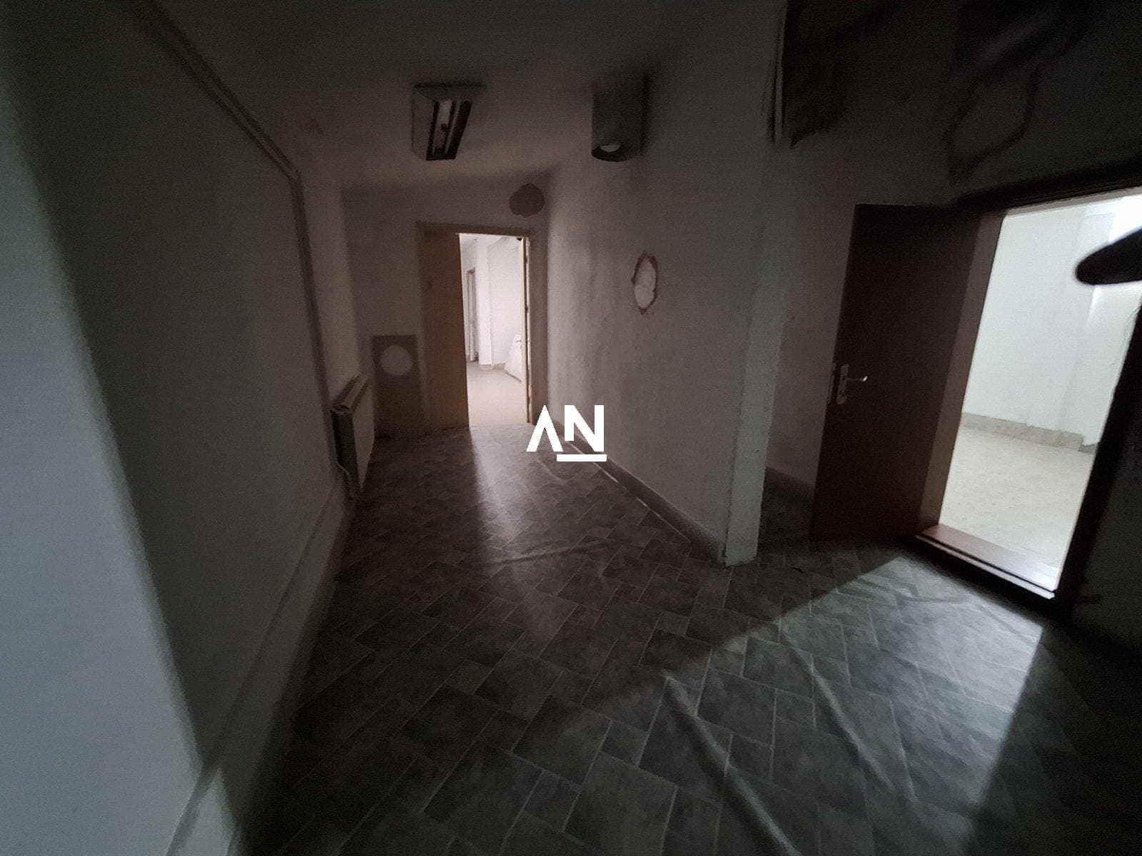 IMG-145ba4ee0ab27c22eefbf20266f4569b-V