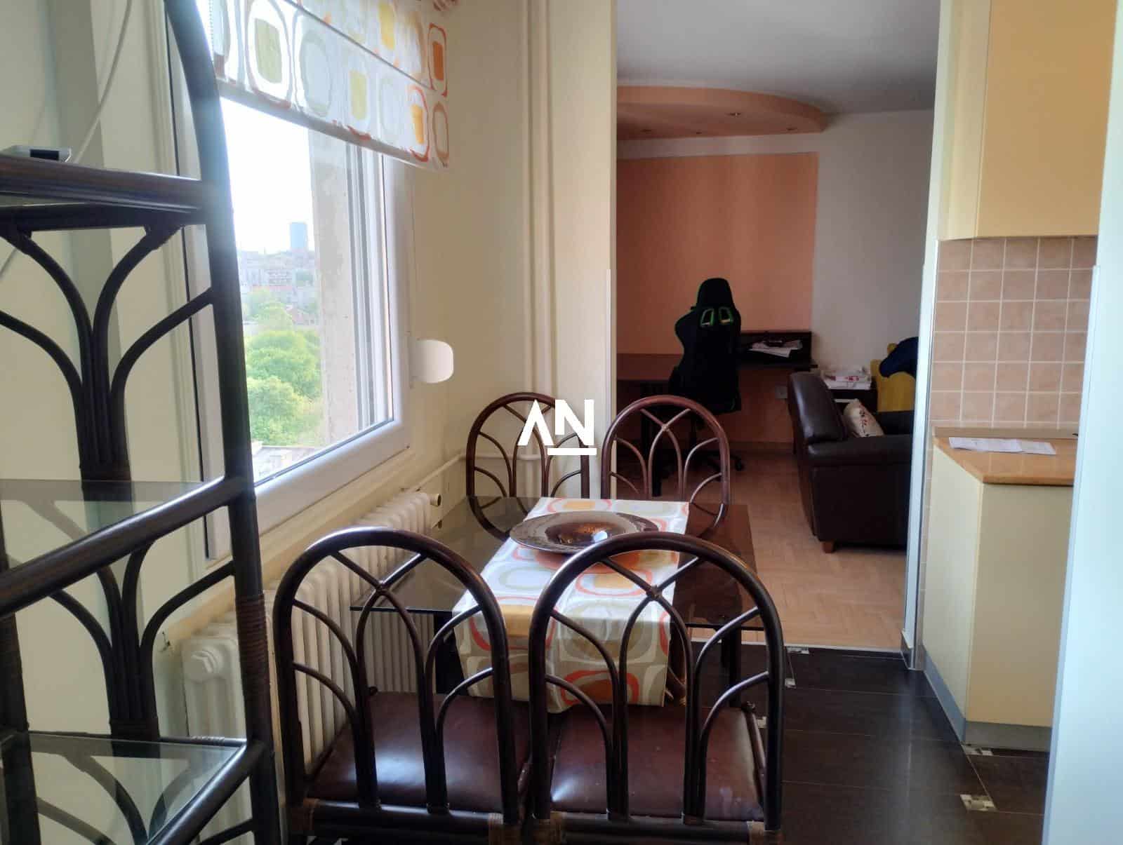 IMG-14e1eecca0eebbfaab6cd1889d25a54a-V