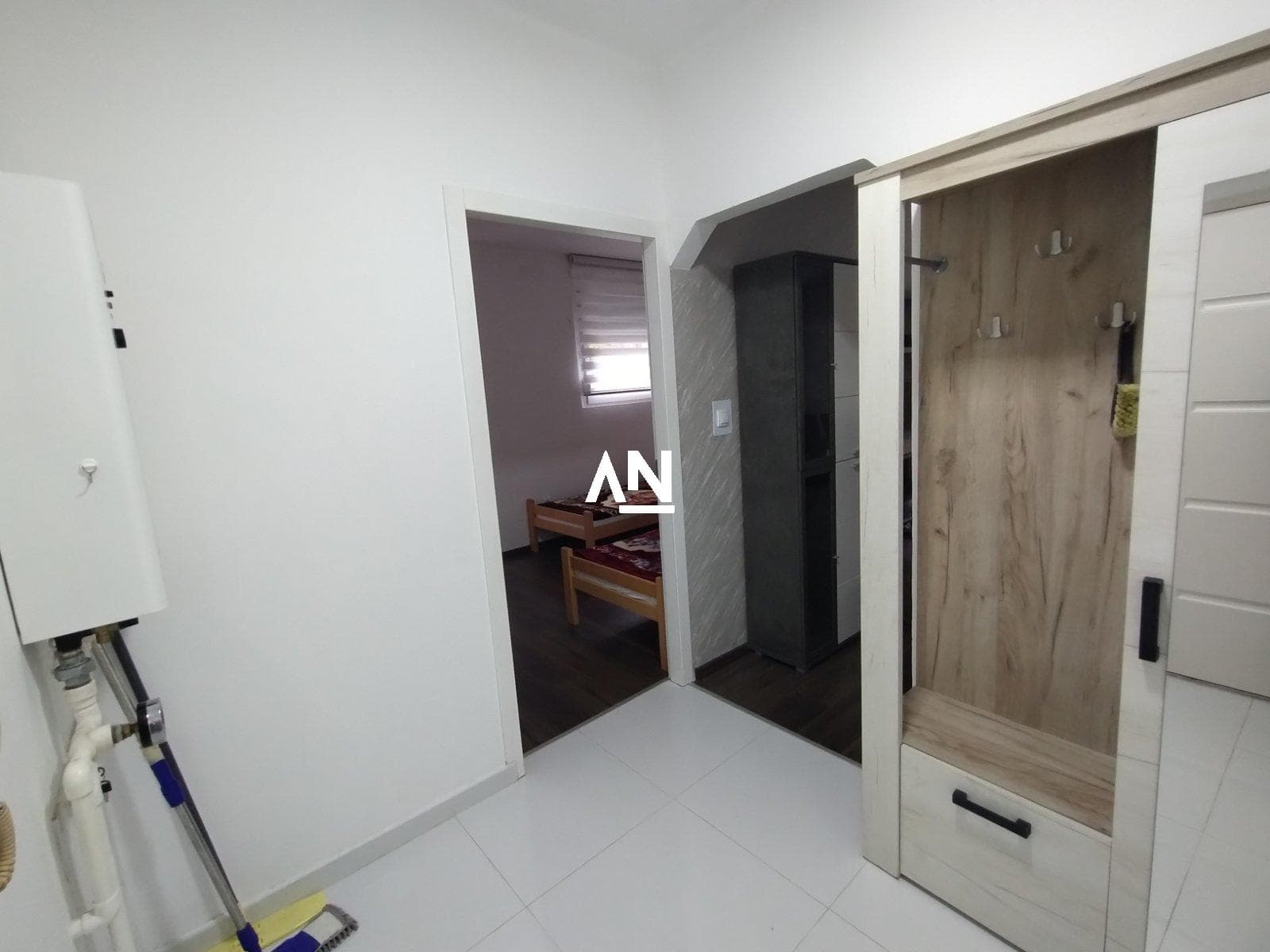 IMG-23d20cb9da8d73b4a2f8ca5f9cf7f6cd-V