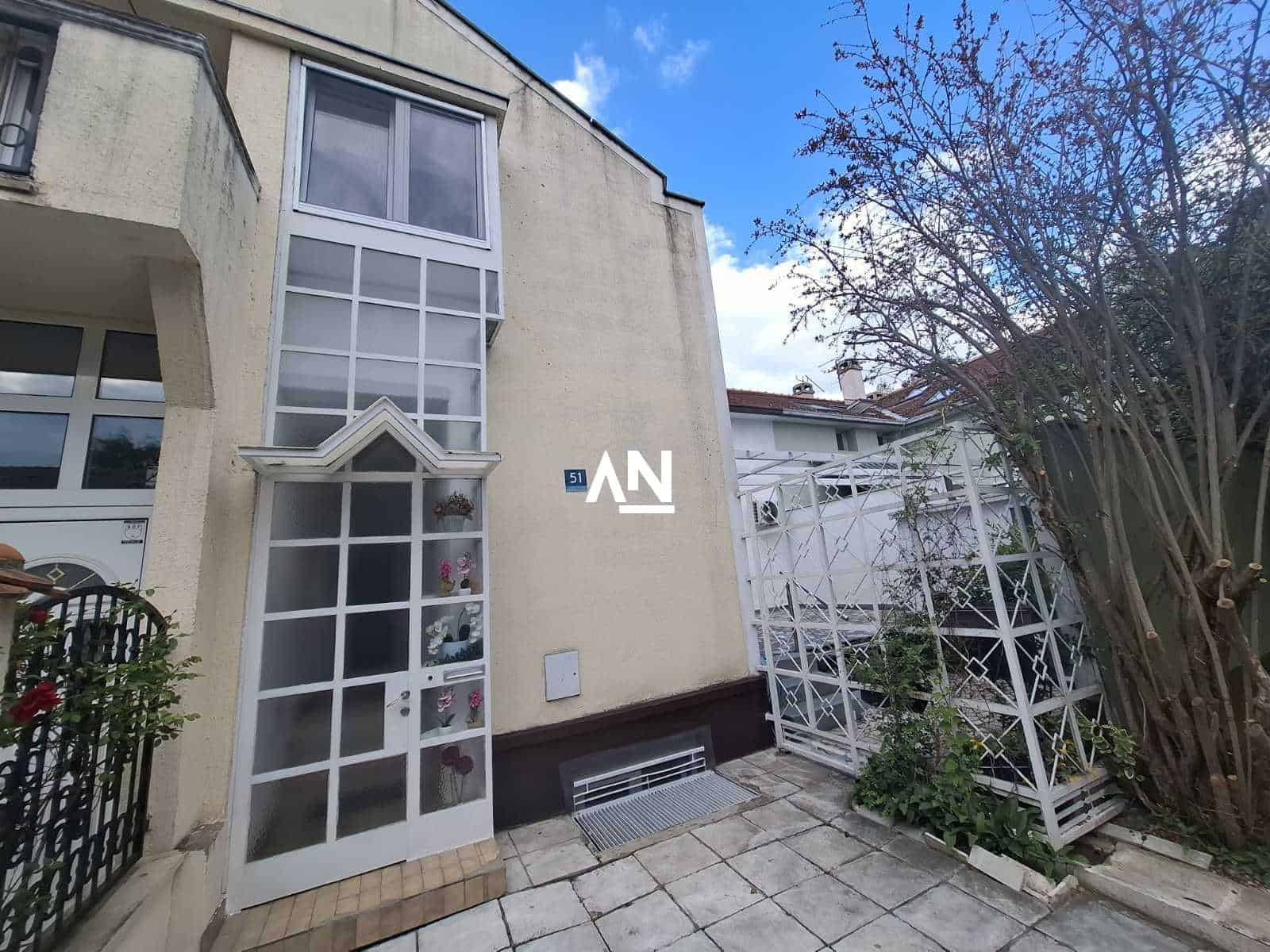 IMG-31d7381708c263a94b5945f2428e23c9-V