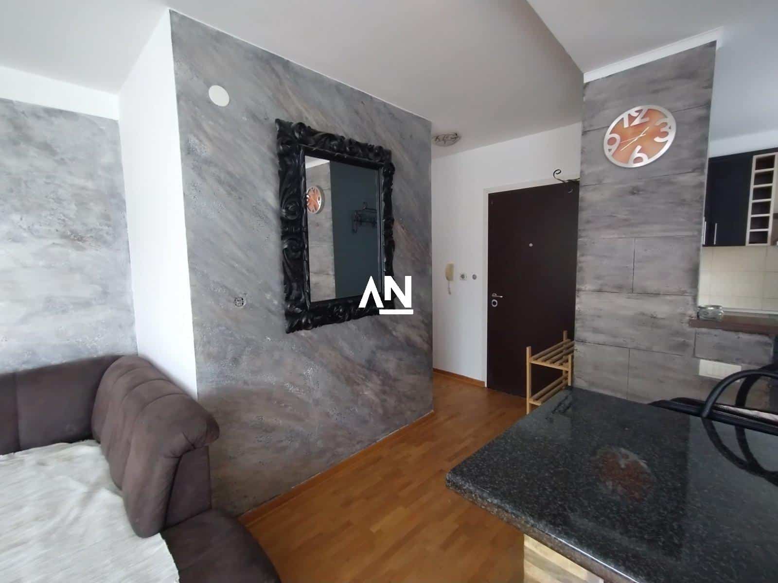 IMG-57bdf663e764d4ce6c105d3b9aa8d3e3-V