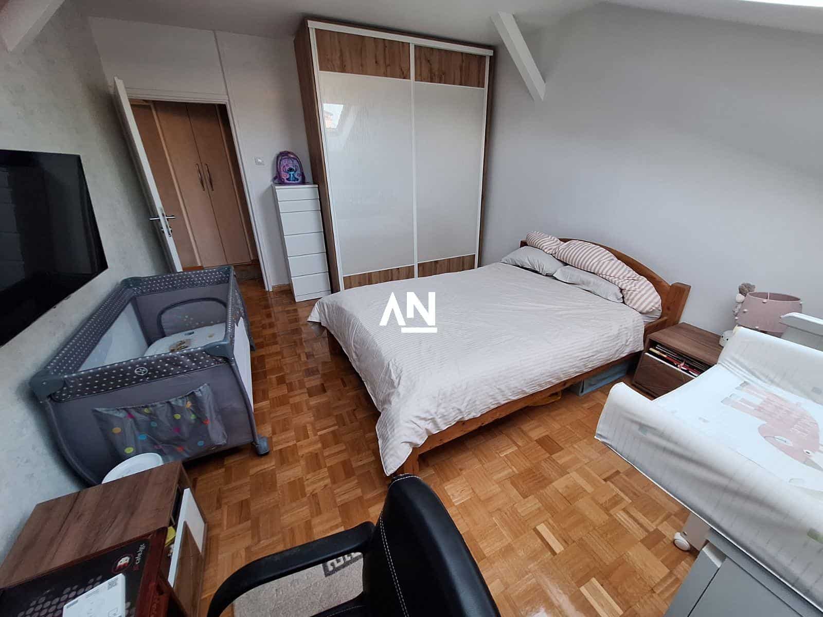 IMG-6b97741586aa2379ec1863064384f999-V