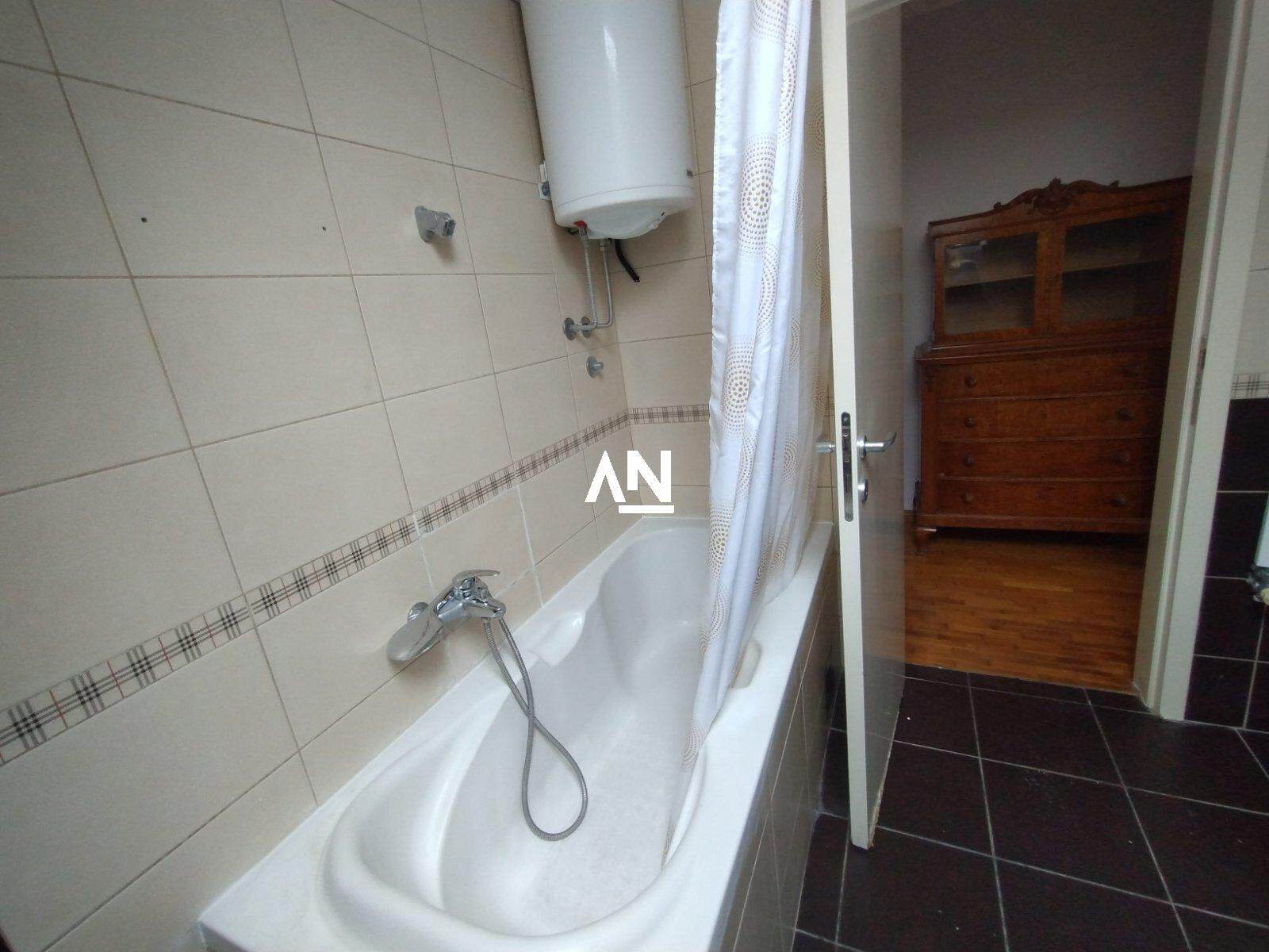 IMG-963e80b2f5dbb06a15c2ca8b27575036-V