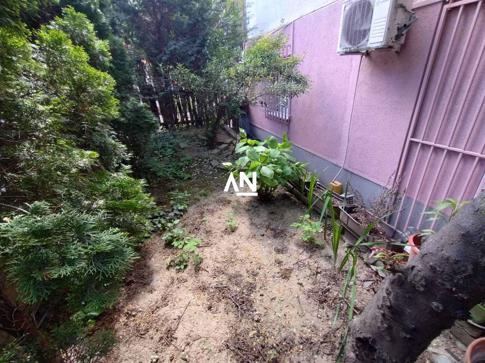 IMG-b04dcab01ef21e0514a07e812c91ad53-V