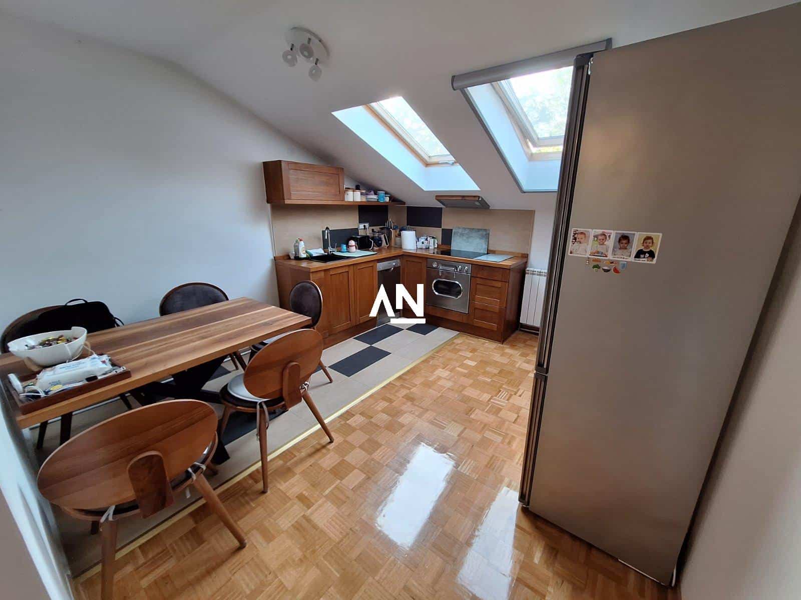 IMG-bb8a477ce2e1c23ebb5c497980b283d3-V