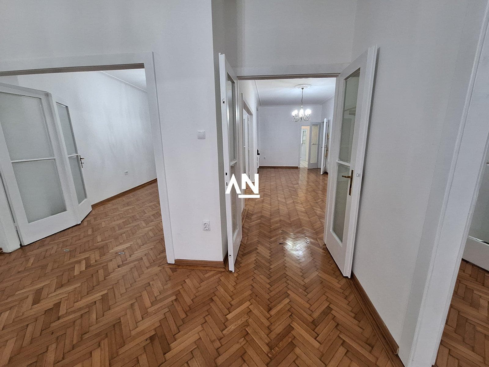 IMG-c3fe04a5e7c66912deb70d5345fd2553-V