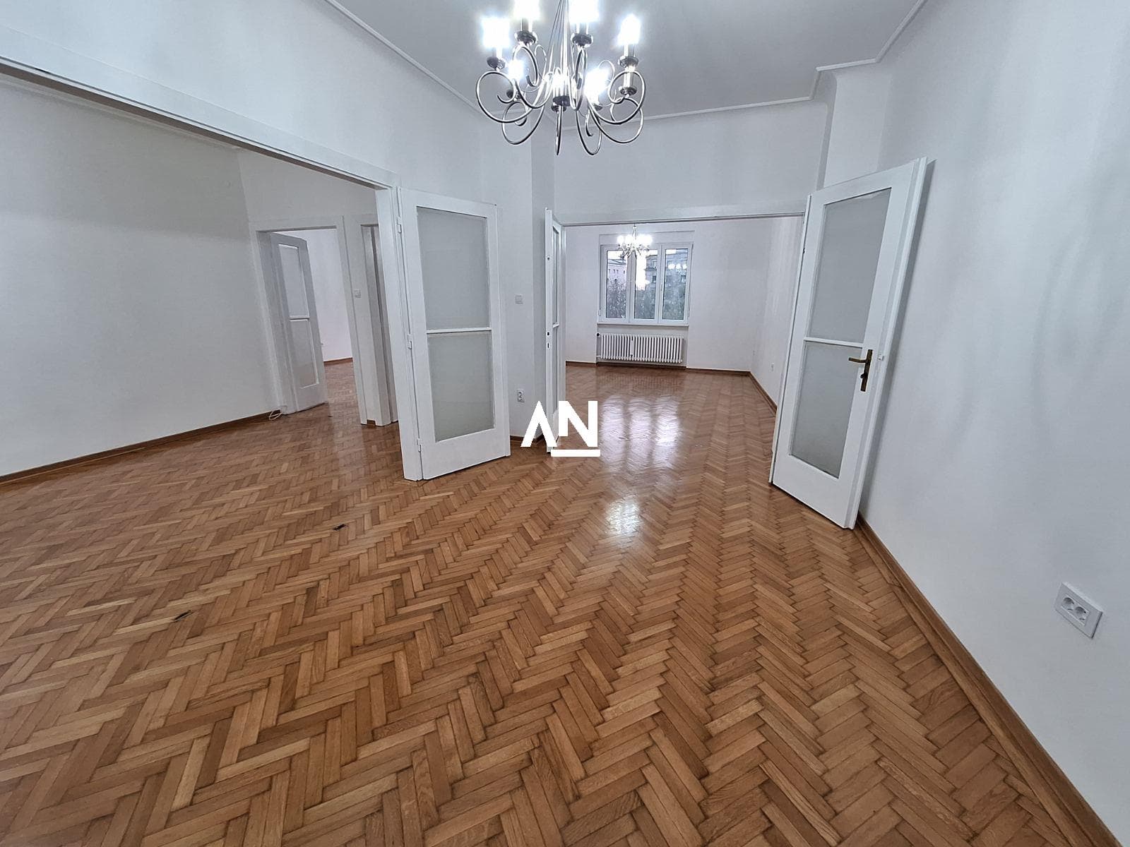 IMG-c8ddf08898d796005652b09fdd0f37a8-V