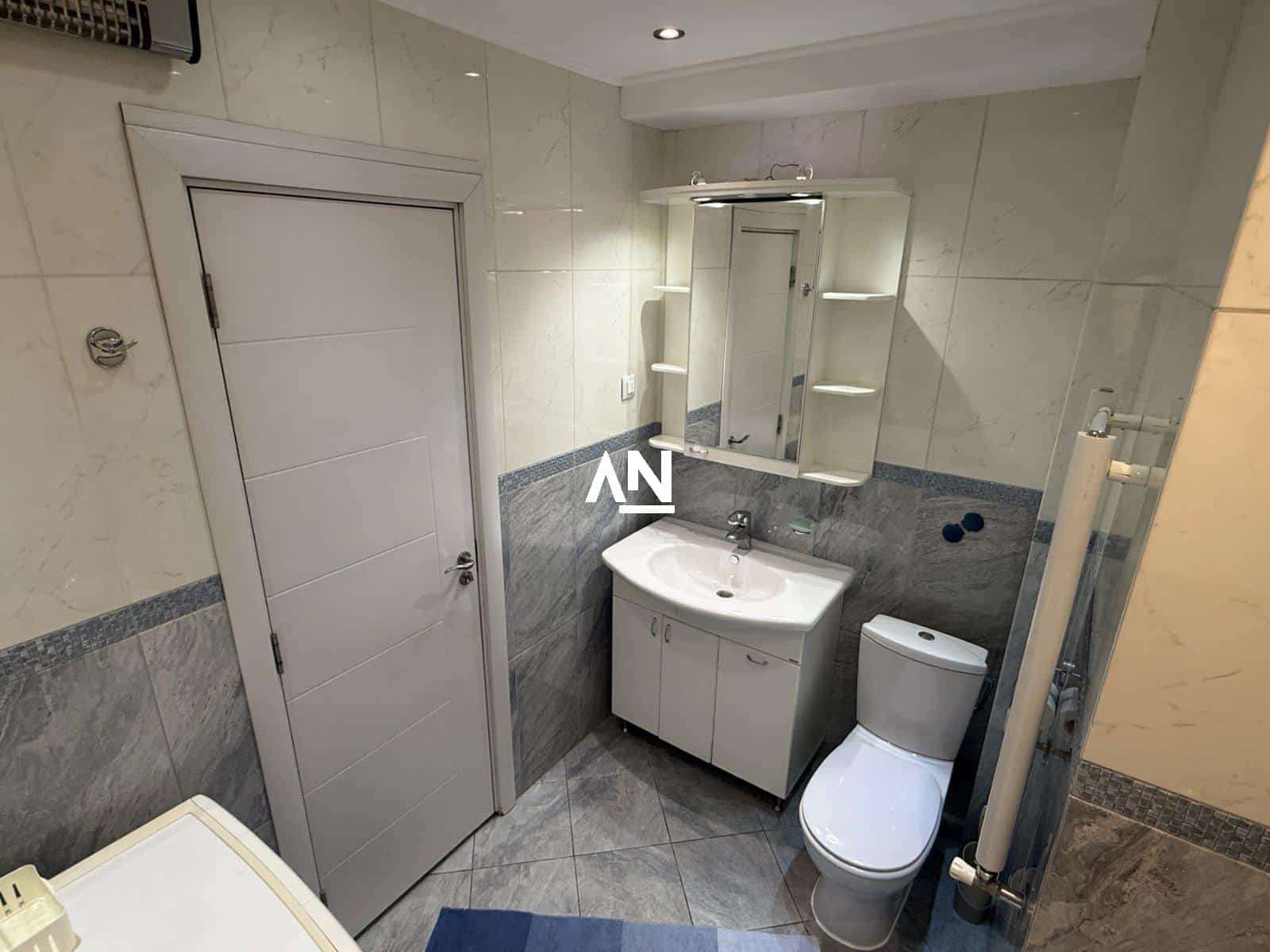 IMG-e5718212324e5239e8dc5f8ac91a0a01-V