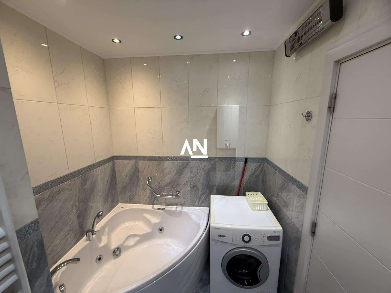 IMG-f8ce6b2d3799ec3320959c587442f004-V